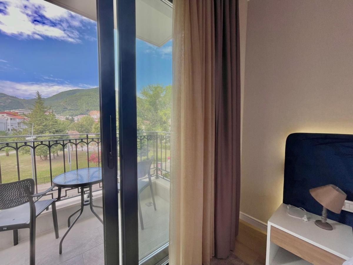 Comfort Pasha Hotell 4*